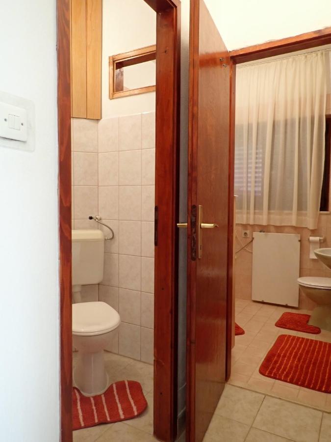 Katja Beach Apartment Račišće Exteriör bild