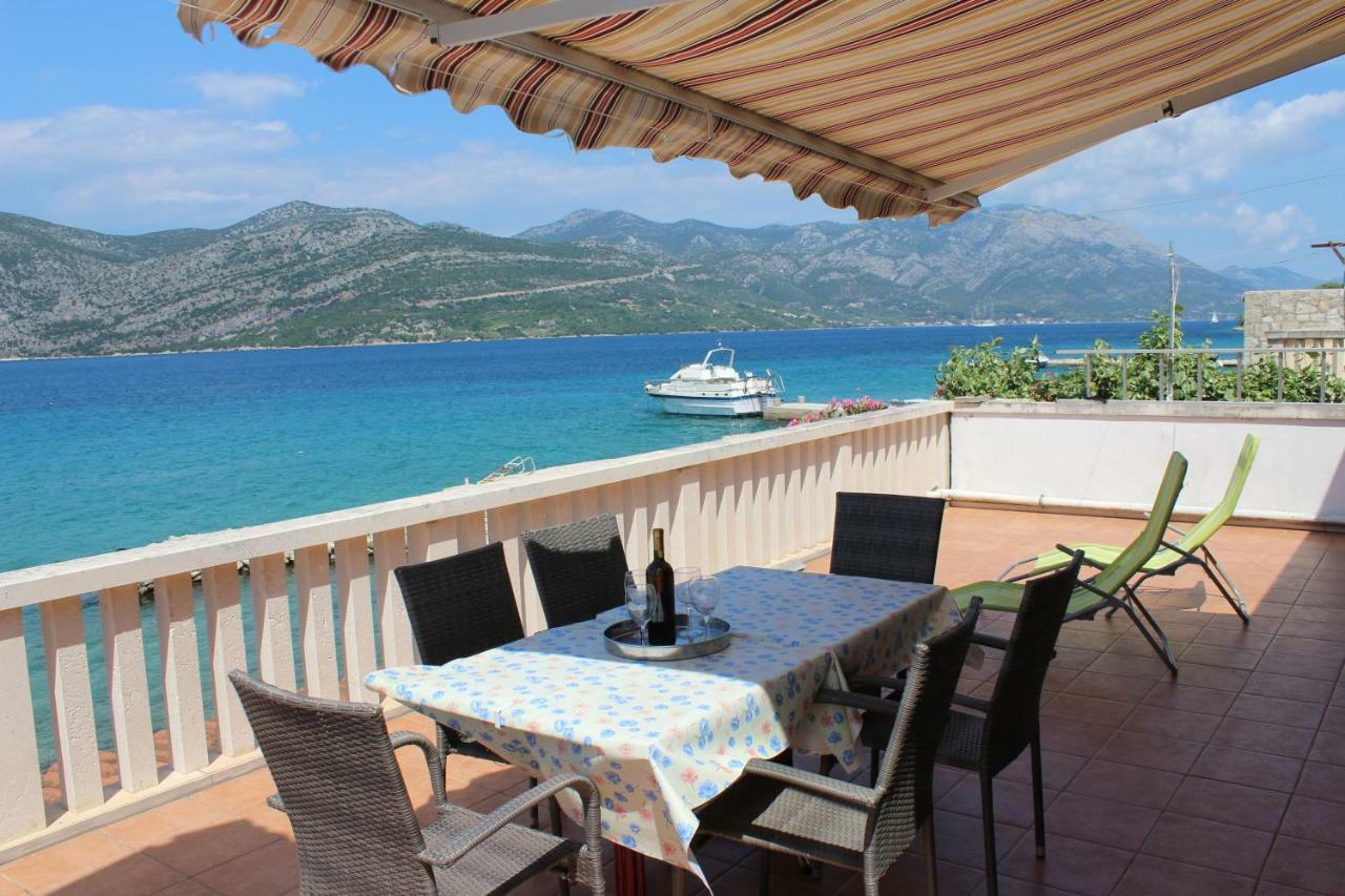 Katja Beach Apartment Račišće Exteriör bild